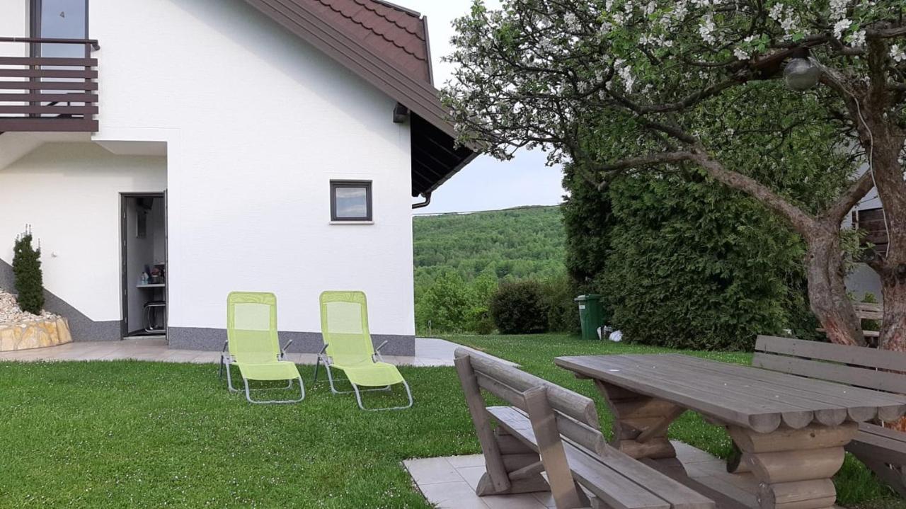 Vukovic House Hotel Seliste Dreznicko Exterior foto